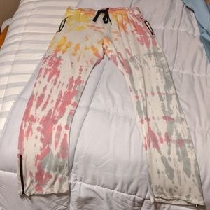 The laundry room tye dye pants
